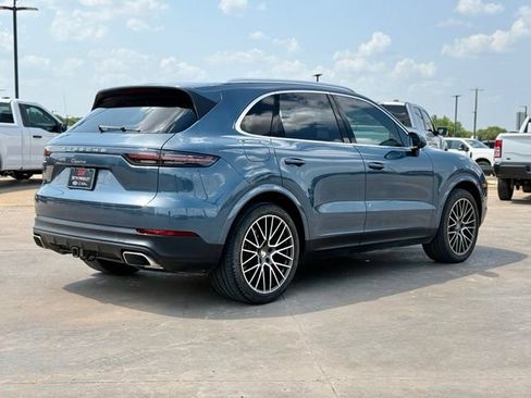 Used 2020 Porsche Cayenne AWD/4WD image 2