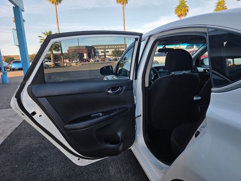 Used 2019 Nissan Sentra S image 18