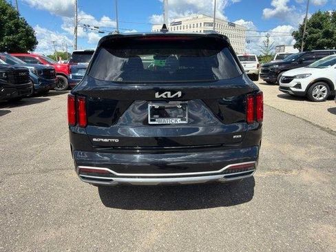 Used 2023 Kia Sorento SX AWD/4WD image 5