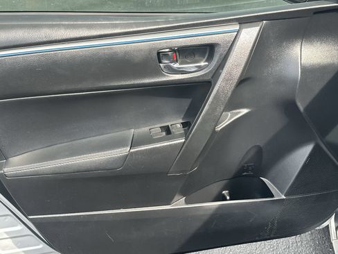 Used 2016 Toyota Corolla S FWD image 14