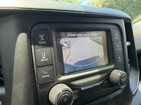 Used 2019 RAM 3500 Tradesman w/ Chrome Appearance Group AWD/4WD image 18