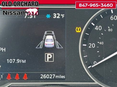 Used 2024 Nissan Versa SV image 21