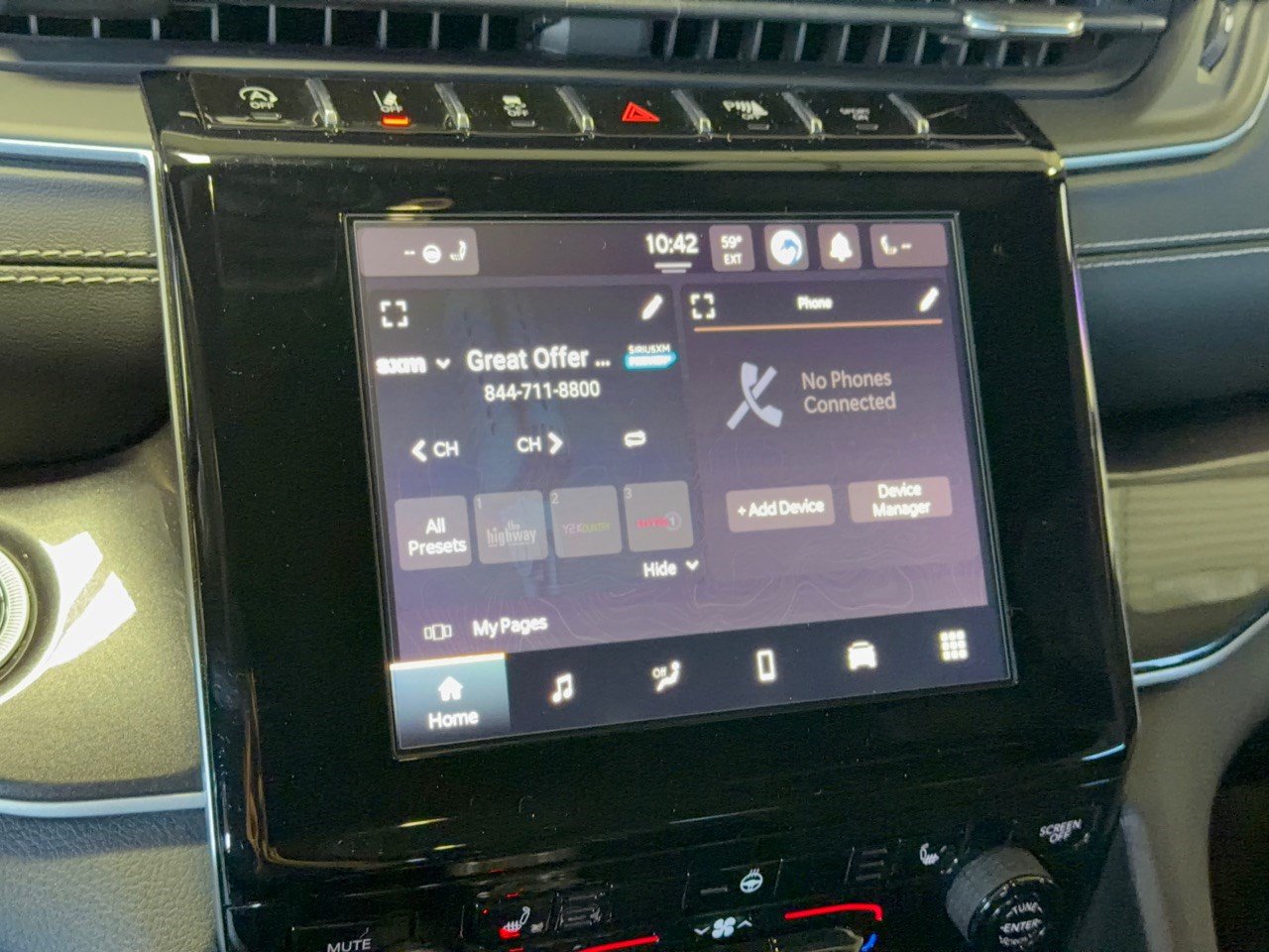 Used 2021 Jeep Grand Cherokee L Laredo RWD image 23