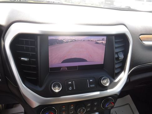 Used 2022 GMC Acadia SLE w/ LPO, Floor Liner Package FWD image 21