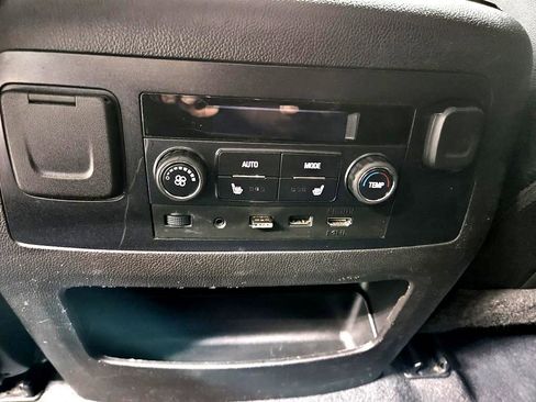 Used 2019 GMC Yukon Denali image 18