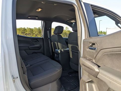 Used 2025 GMC Canyon Elevation w/ Convenience Package image 44
