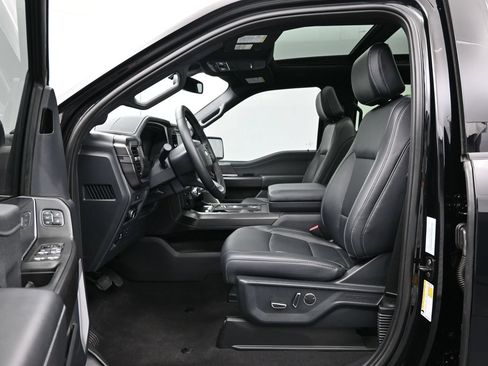 Used 2025 Ford F150 Lariat w/ Equipment Group 502A High AWD/4WD image 9