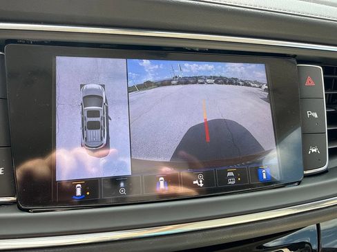 Used 2022 Buick Enclave Premium w/ Surround and Sites Package FWD image 8