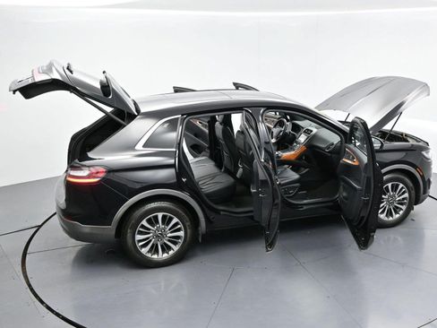 Used 2020 Lincoln Nautilus Reserve AWD/4WD image 47