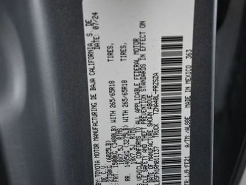 Used 2024 Toyota Tacoma TRD Sport image 15