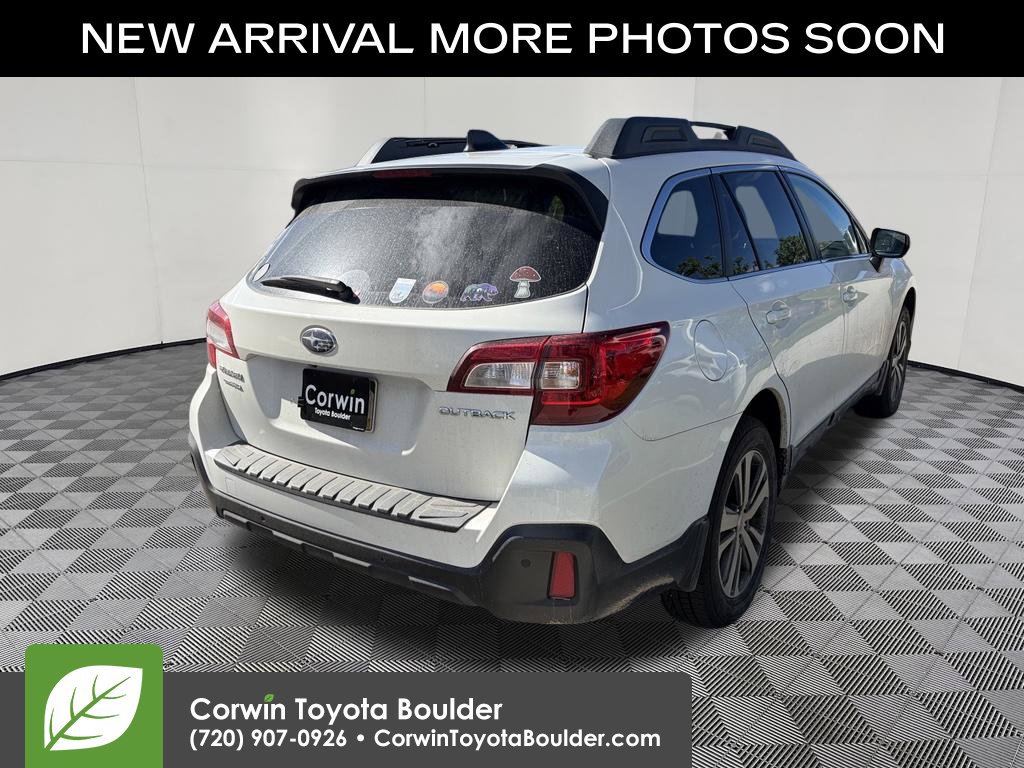 Used 2019 Subaru Outback 2.5i Limited AWD/4WD image 8