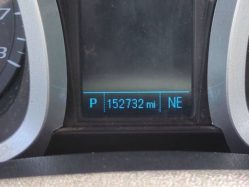 Used 2017 Chevrolet Equinox LT FWD image 24