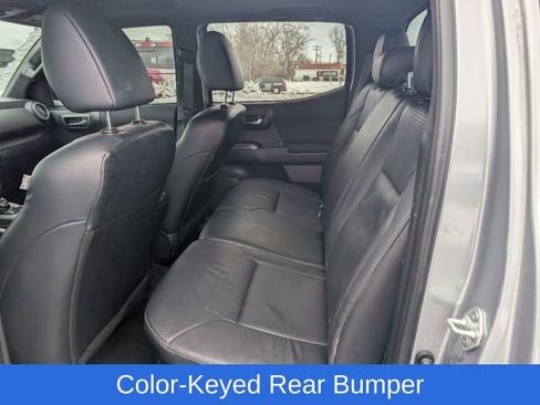 Used 2023 Toyota Tacoma TRD Sport w/ TRD Premium Sport Package image 10