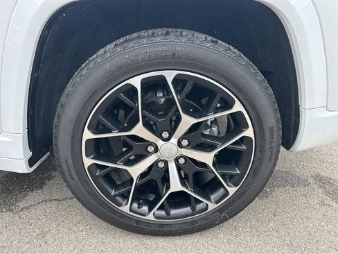 Used 2022 Jeep Grand Cherokee Summit image 14