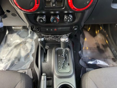 Used 2014 Jeep Wrangler Unlimited Sport w/ Quick Order Package 24S image 18