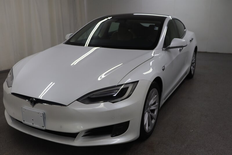 Used 2017 Tesla Model S 75D AWD/4WD image 3