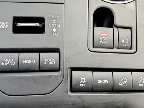 Certified 2022 Toyota Highlander XLE image 45