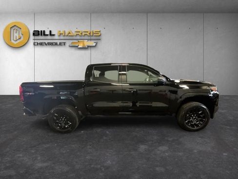 New 2026 Chevrolet Colorado W/T w/ WT Custom Package AWD/4WD image 12