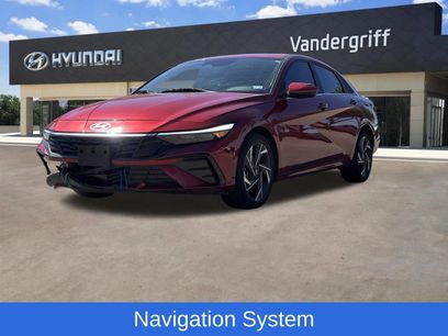 Used 2024 Hyundai Elantra SEL w/ Convenience Package