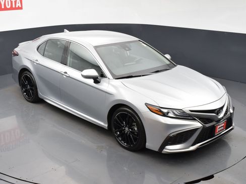 Used 2023 Toyota Camry XSE FWD image 24