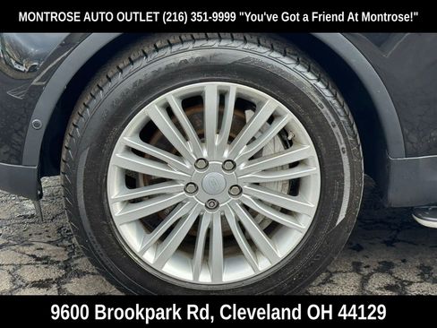 Used 2019 Land Rover Discovery HSE Luxury image 55