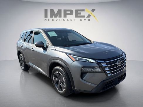 Used 2025 Nissan Rogue SV FWD image 7
