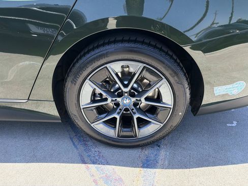 Used 2023 BMW i4 eDrive35 w/ Premium Package RWD image 6