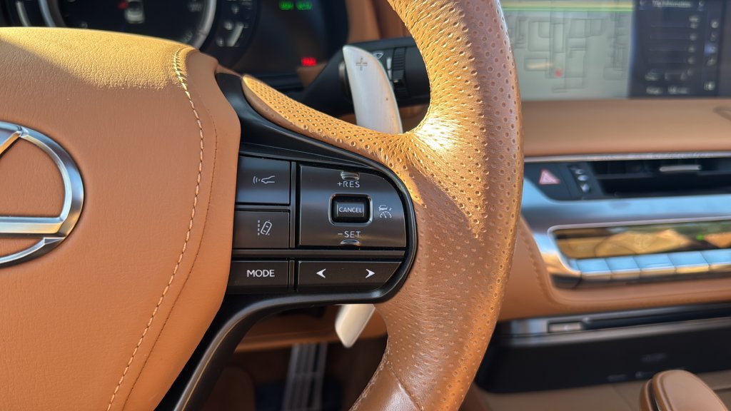 Used 2021 Lexus LC 500 Convertible w/ Touring Package RWD image 29