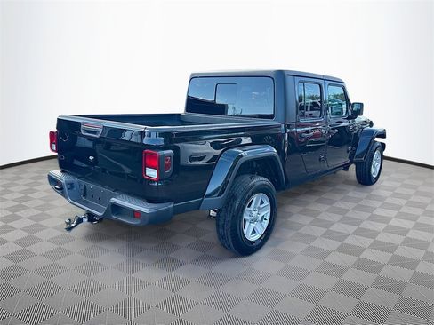 Used 2023 Jeep Gladiator Sport image 6