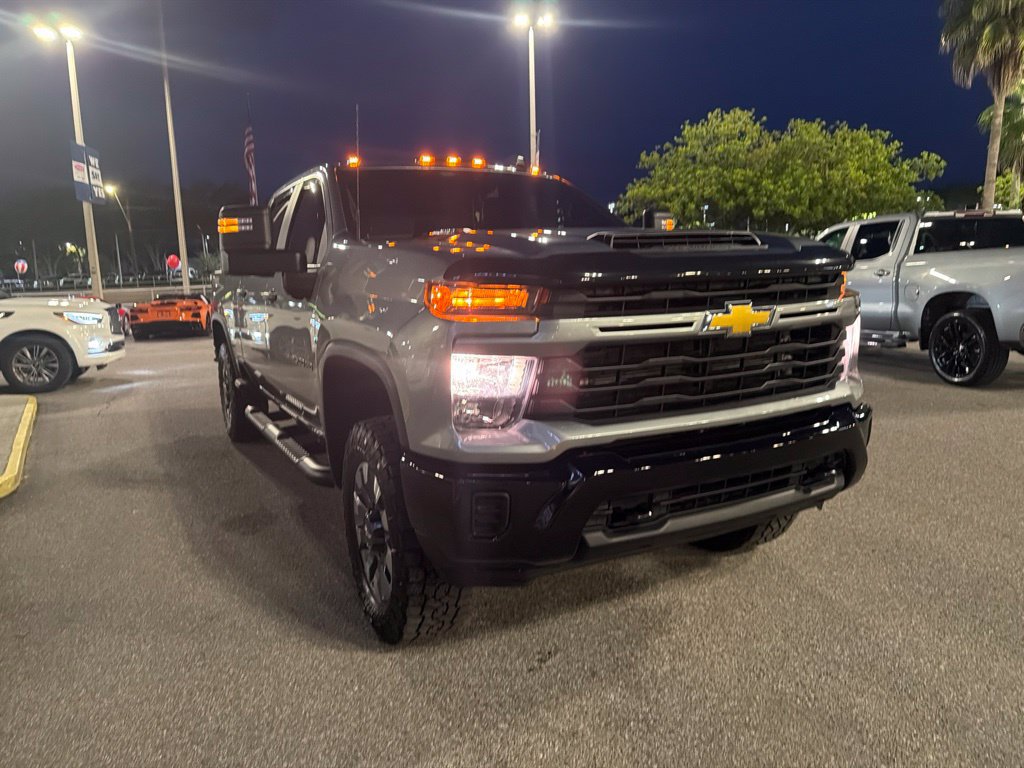Used 2024 Chevrolet Silverado 2500 Custom w/ Custom Value Package AWD/4WD image 14