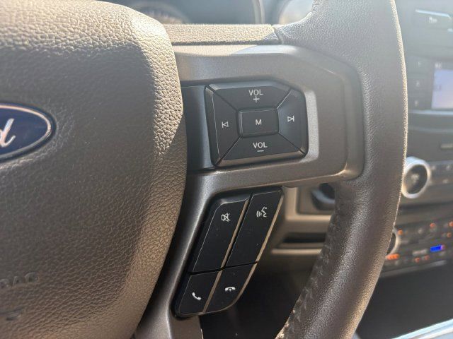 Used 2018 Ford Expedition XLT RWD image 12