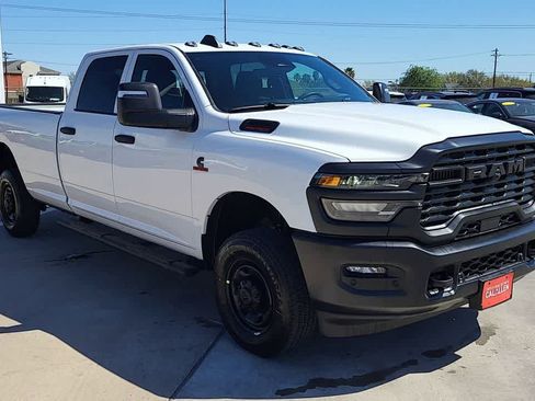 New 2026 RAM 2500 Tradesman AWD/4WD image 2