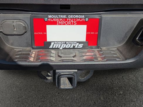 Used 2020 Toyota Tacoma TRD Sport w/ TRD Premium Sport Package RWD image 10