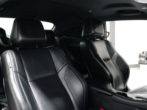 Used 2017 Dodge Challenger SXT Plus image 14