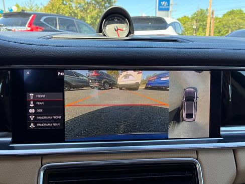 Used 2020 Porsche Panamera 4S AWD/4WD image 38