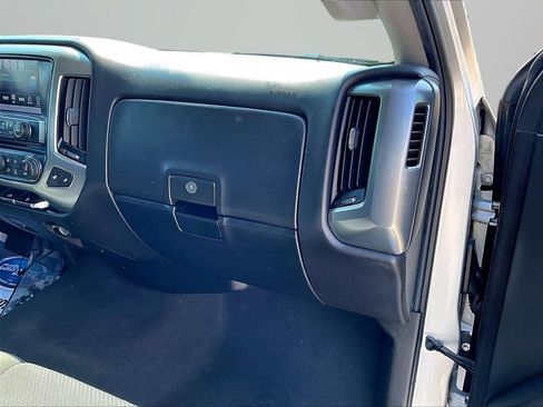 Used 2019 Chevrolet Silverado 1500 LT w/ All Star Edition AWD/4WD image 18