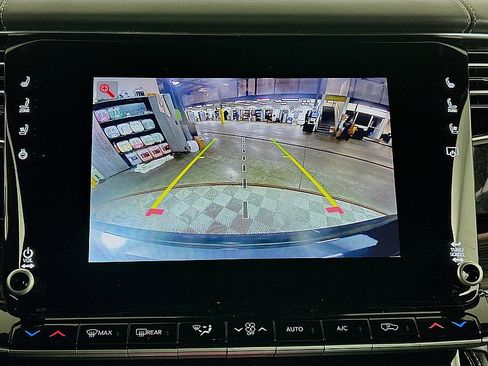 Used 2022 Jeep Wagoneer Series II w/ Premium Group I image 17