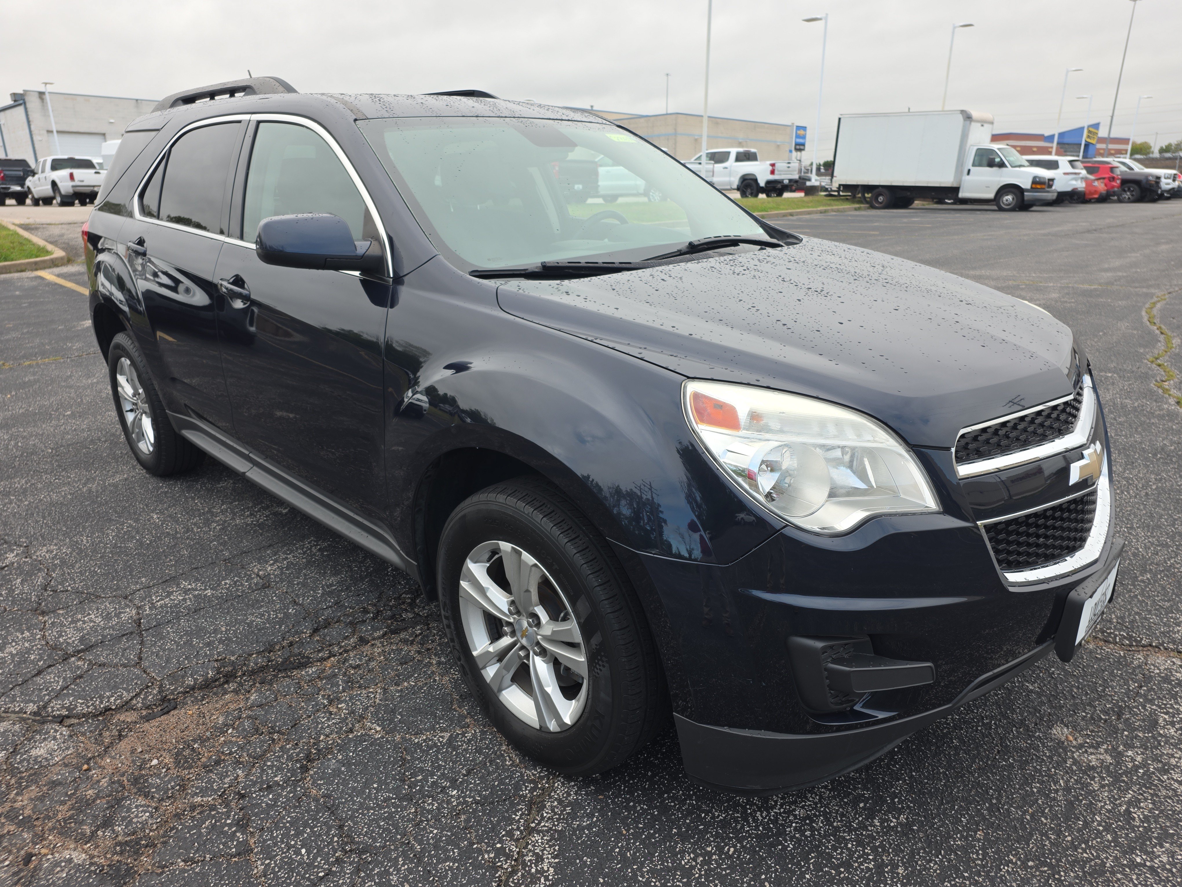 Used 2015 Chevrolet Equinox LT w/ Driver Convenience Package FWD image 2