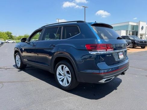 Used 2023 Volkswagen Atlas SE AWD/4WD image 4