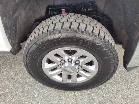 Used 2015 Chevrolet Silverado 2500 LT w/ LT Convenience Package image 21