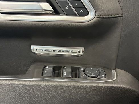 Used 2025 GMC Sierra 1500 Denali image 17