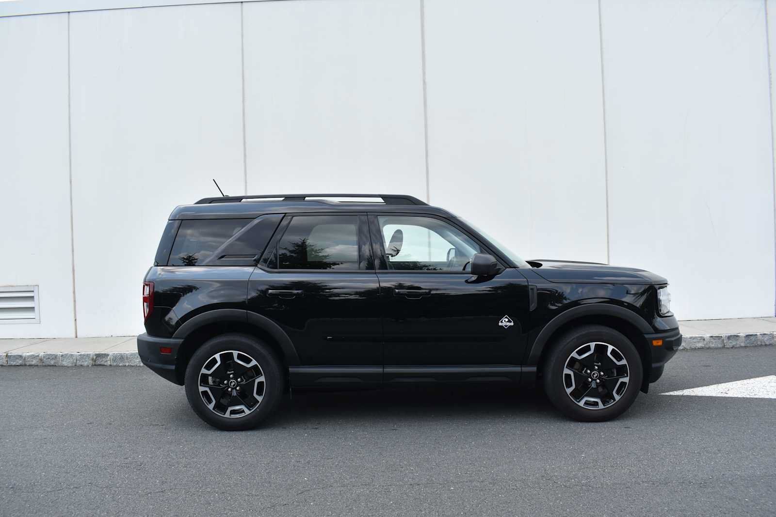 Used 2021 Ford Bronco Sport Outer Banks AWD/4WD image 4