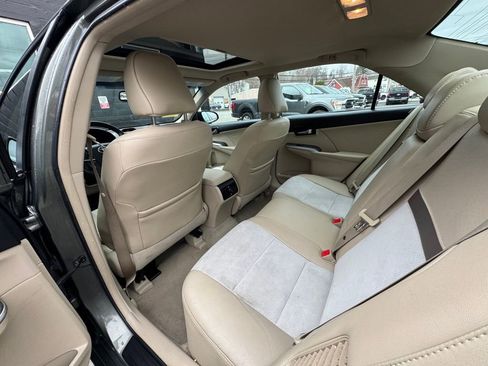 Used 2013 Toyota Camry XLE w/ Leather Pkg FWD image 15