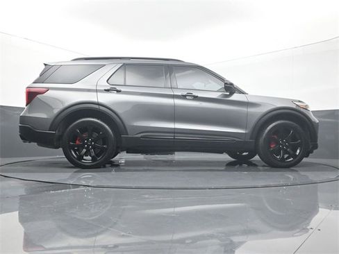 Used 2023 Ford Explorer ST w/ Equipment Group 401A image 12