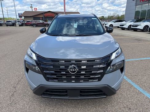 New 2026 Nissan Rogue SV AWD/4WD image 2