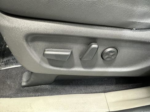 Used 2015 Kia Sedona EX w/ EX Premium Package image 13