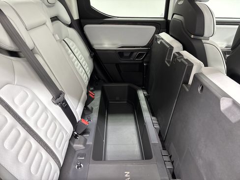 Used 2023 Rivian R1T Adventure image 24