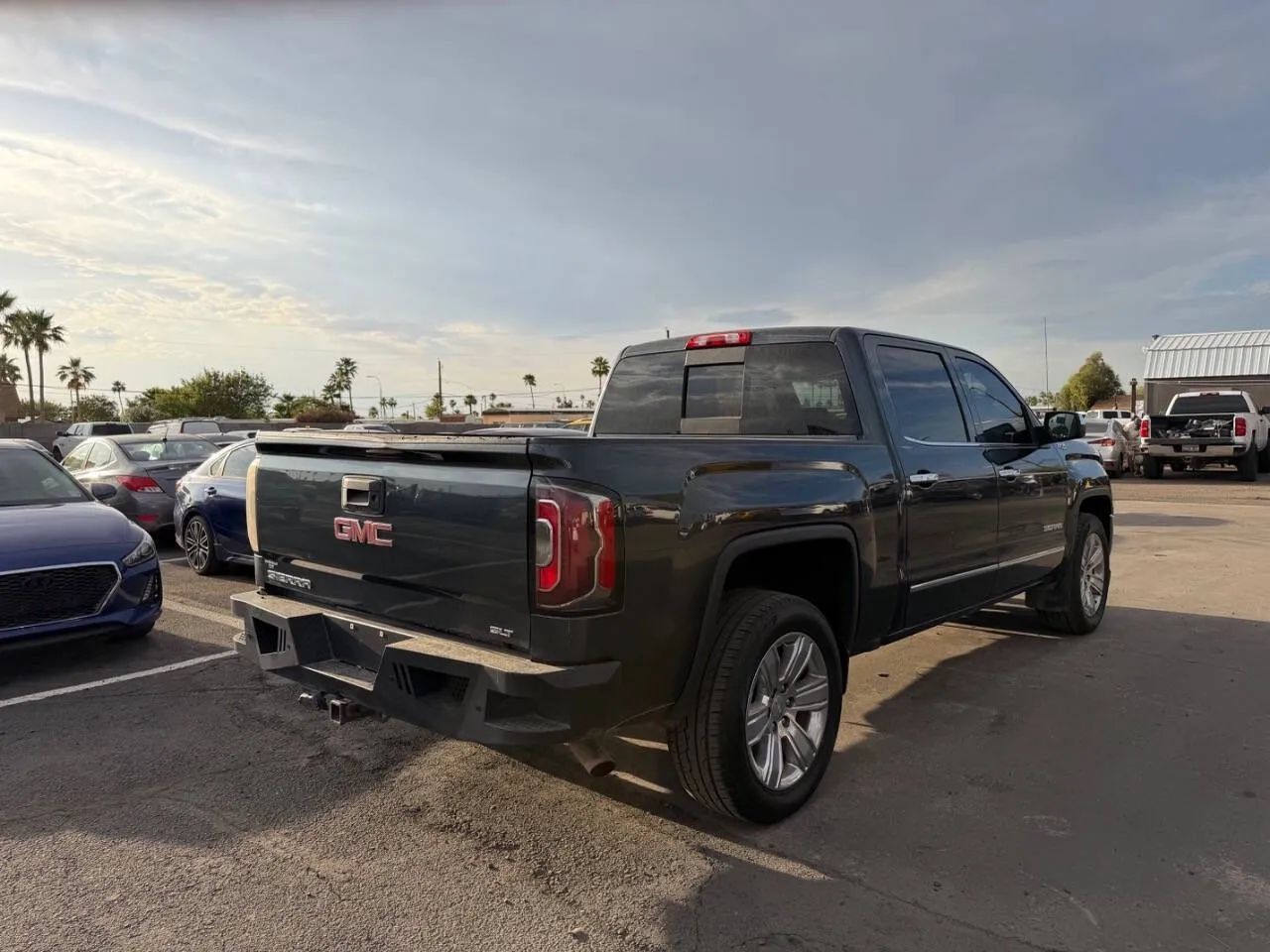 Used 2017 GMC Sierra 1500 SLT AWD/4WD image 12