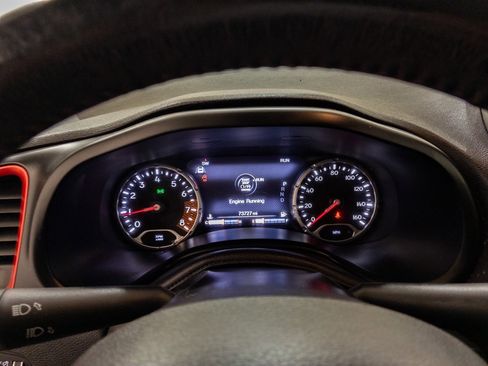 Used 2022 Jeep Renegade Latitude w/ Sun/Sound Group image 17