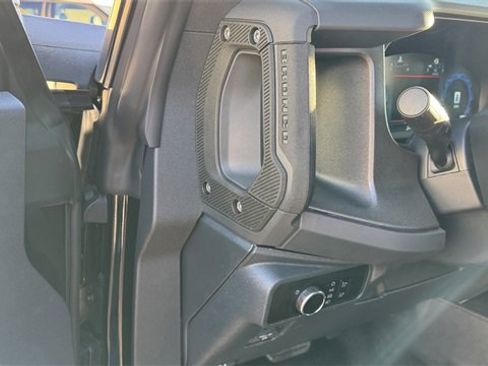 New 2025 Ford Bronco Base image 22